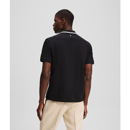 POLO W/ CONTRAST DETAILS