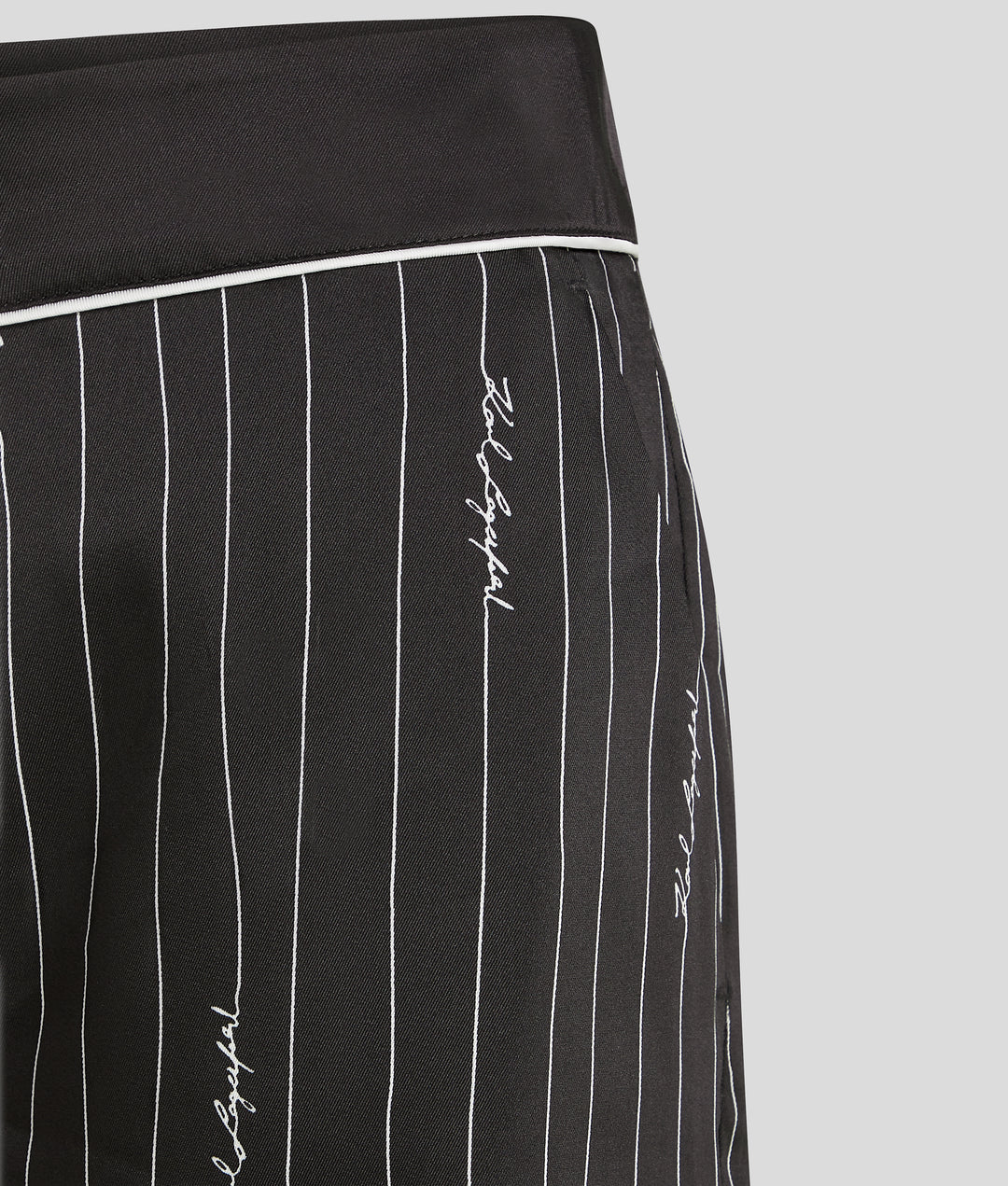 LINE SIGNATURE AOP FLD SHORTS