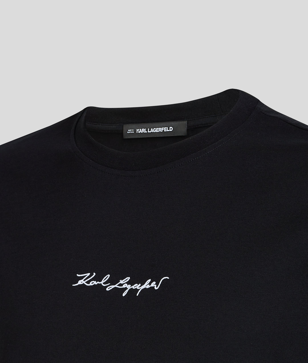 ESSENTIAL SIGNATURE T-SHIRT