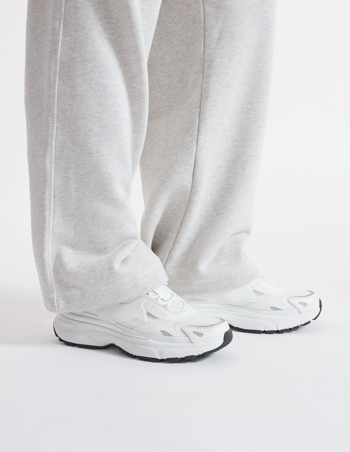 "SORA" RUNNERS WHITE