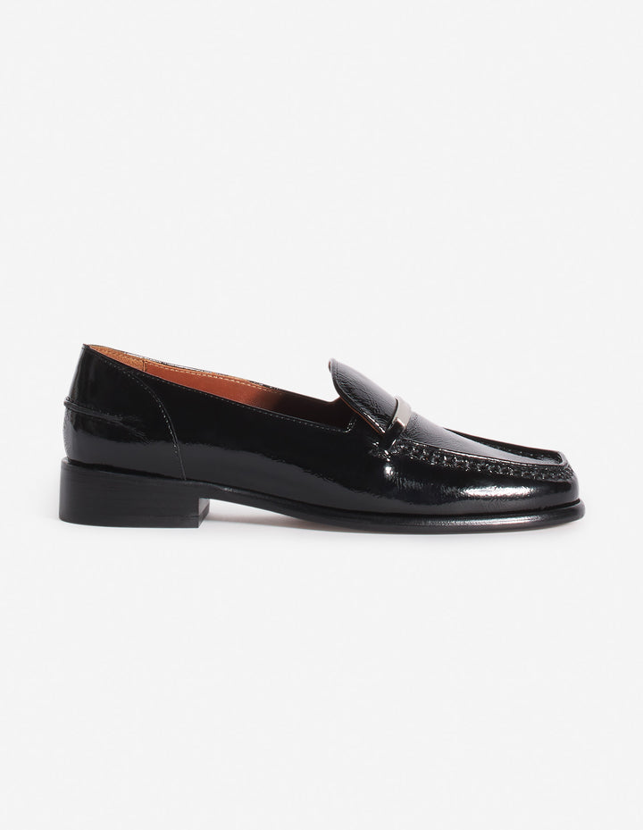 SOFT LEATHER LOAFERS