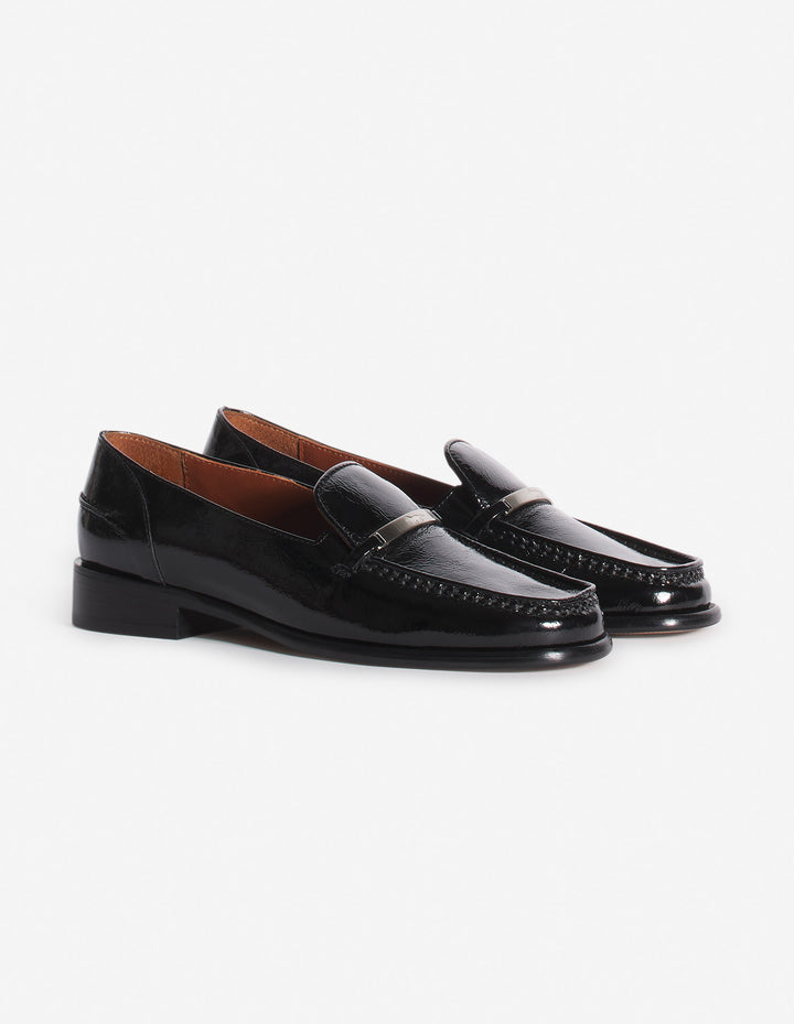 SOFT LEATHER LOAFERS