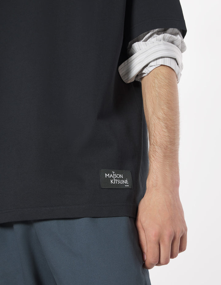 MAISON KITSUNÉ CROSSWORD COMFORT TEE-SHIRT
