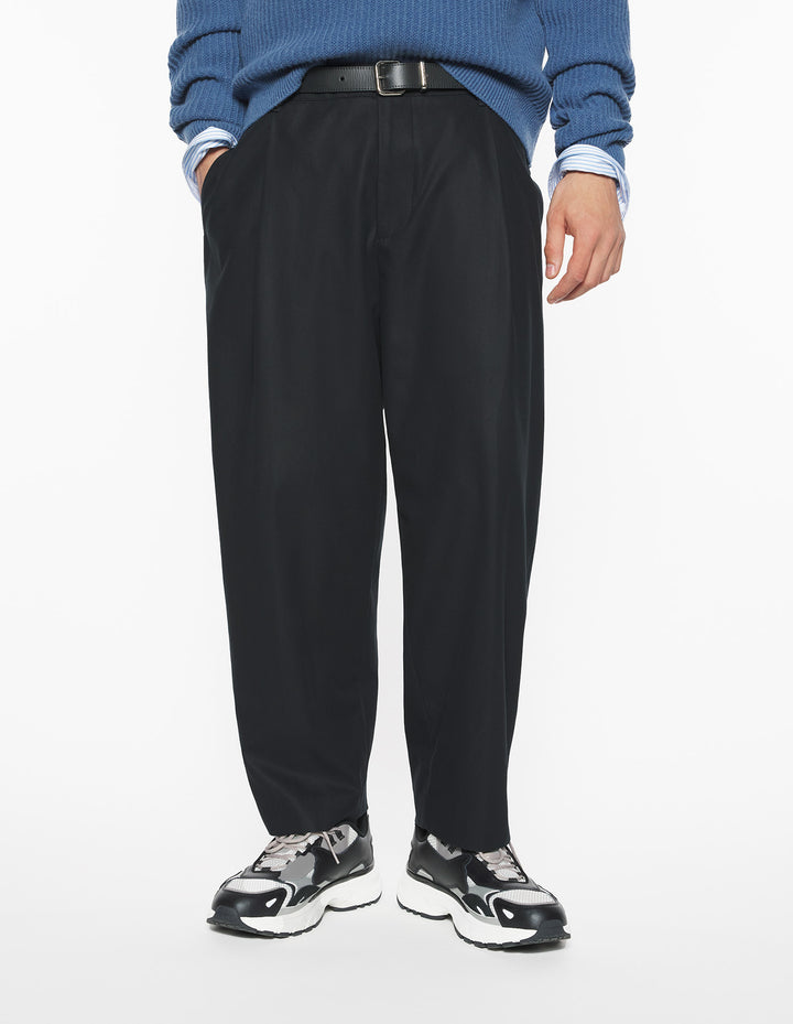 CROPPED PLEATED PANTS