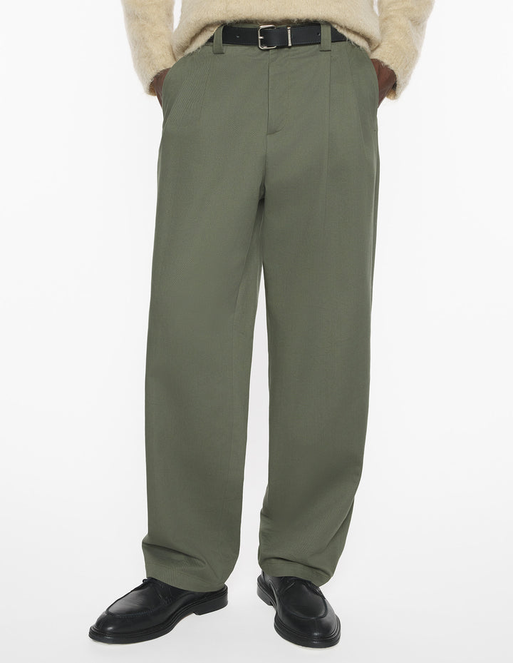 RELAXED PLEATED PANTS