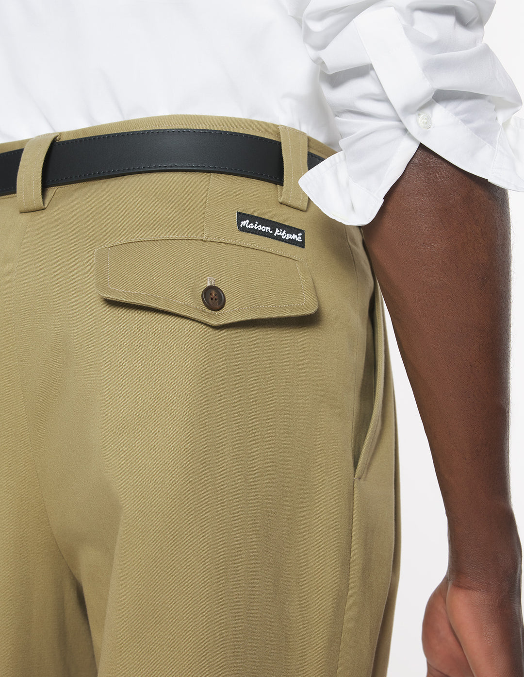 RELAXED PLEATED PANTS