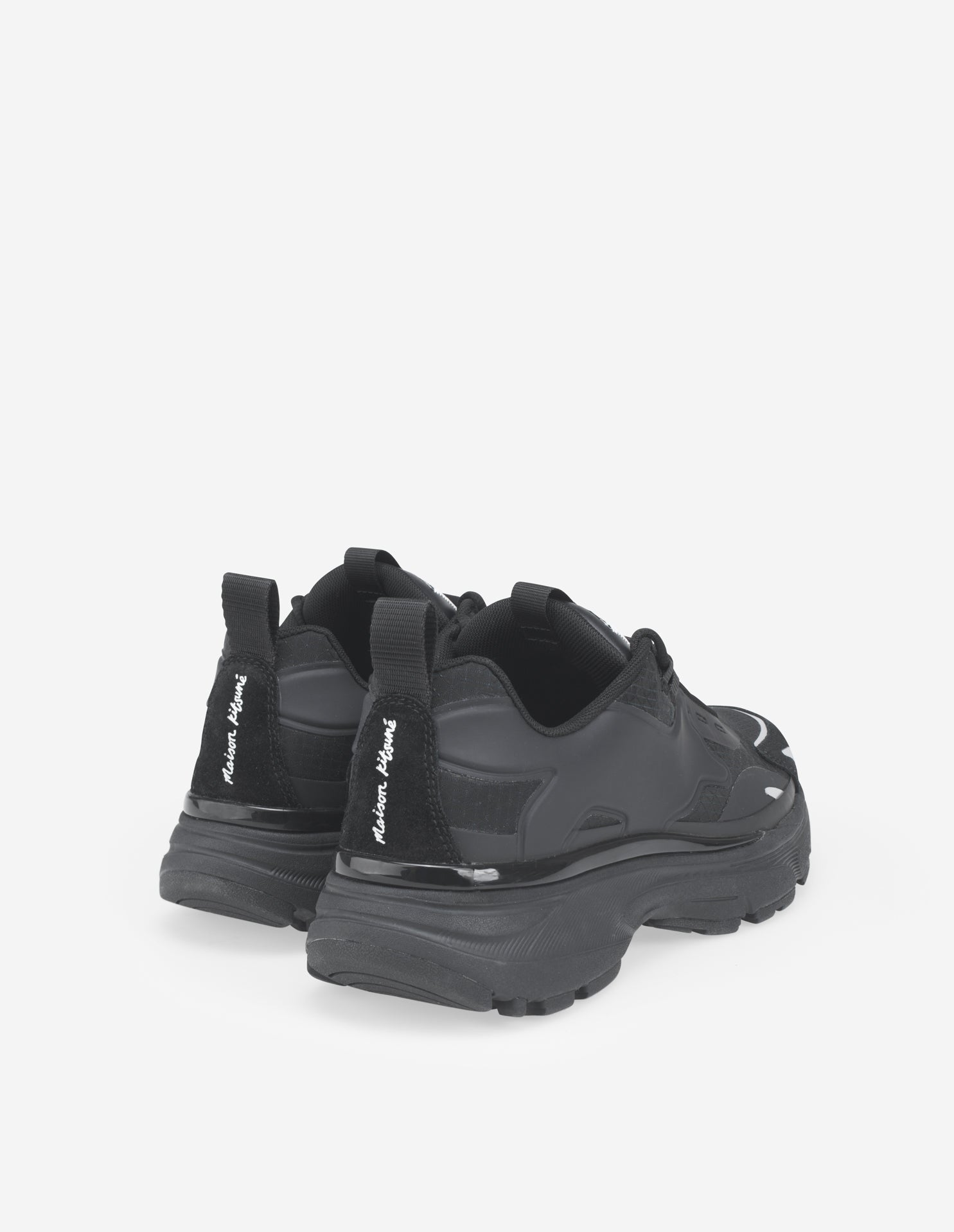 SORA RUNNERS BLAC (M) – Archi Luxury Sdn. Bhd. 雅旗奢华集团
